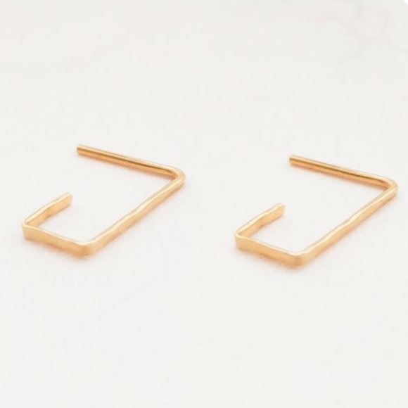 Hammered Hook Around Stud Earrings Cute & Classy Textured Studs Silver Gold Rose - Picture 5 of 8
